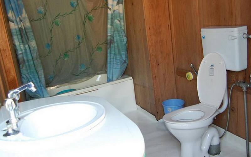 Sun Kerala Houseboat, Kochi 4